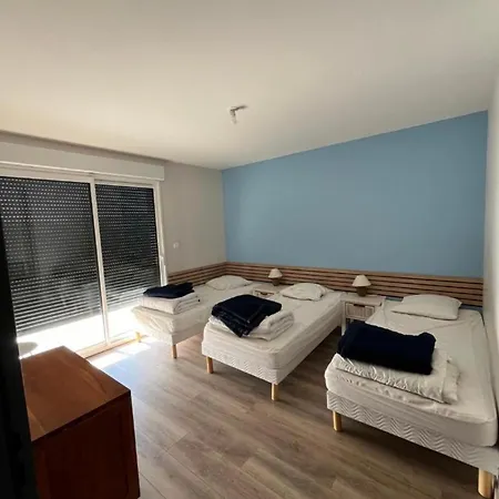 度假居 De Landuziere, 8 Couchages Saint-Genet-Lerpt