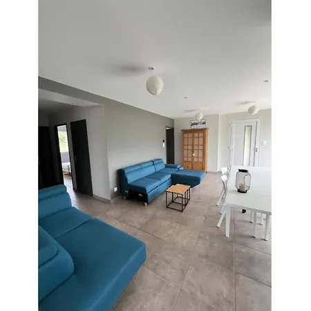 De Landuziere, 8 Couchages 度假居 *